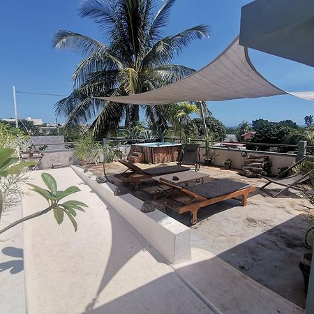 Pointe aux Sable Modern Apartment/3Bedrooms/2Bathrooms/Rooftop/Jacuzzi מראה חיצוני תמונה