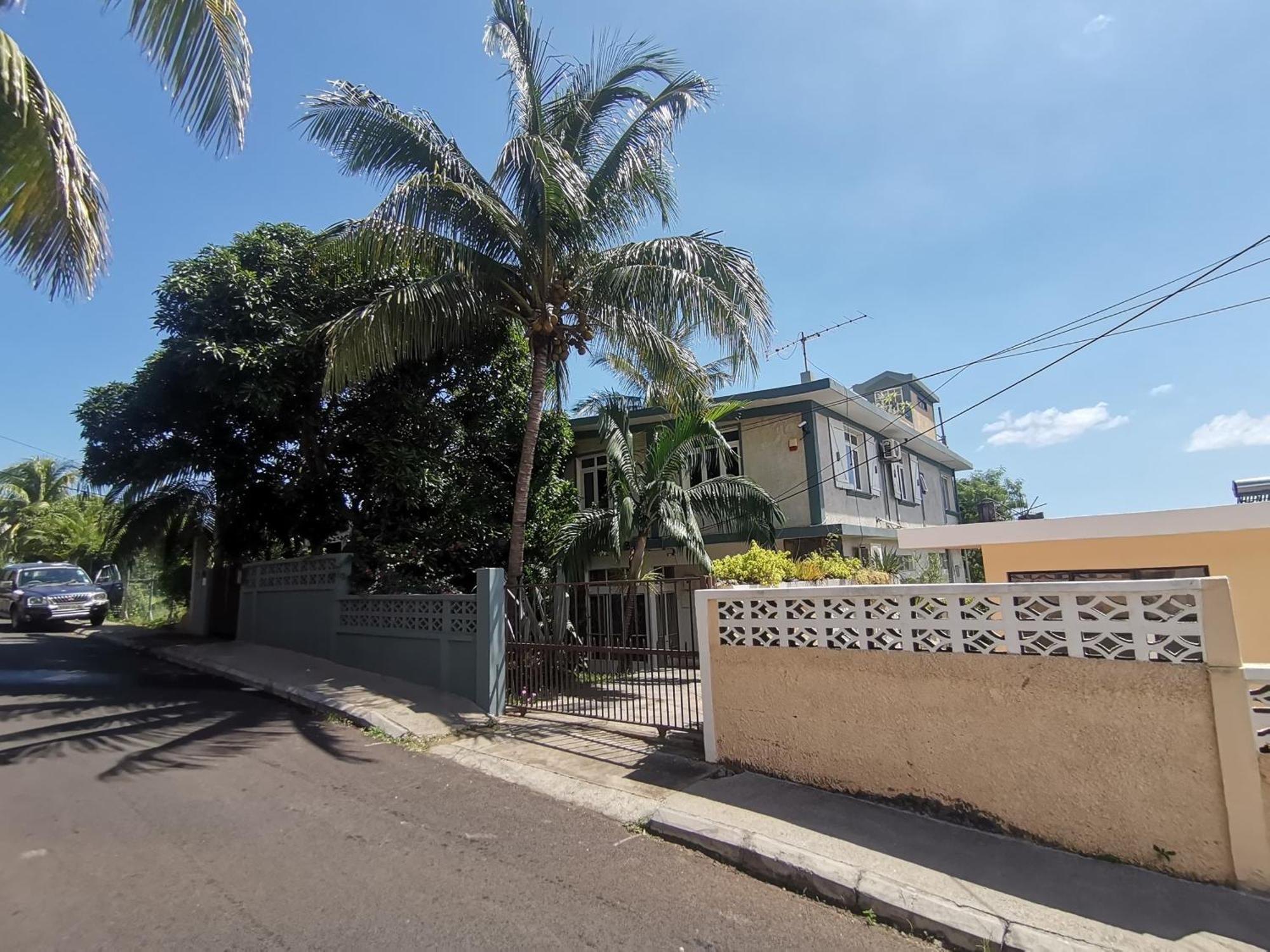 Pointe aux Sable Modern Apartment/3Bedrooms/2Bathrooms/Rooftop/Jacuzzi מראה חיצוני תמונה