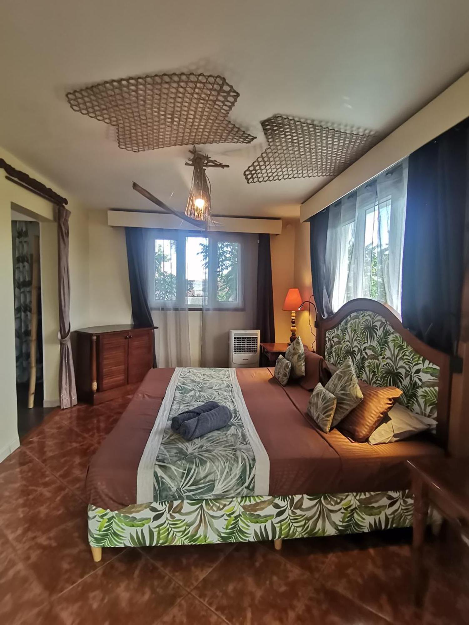 Pointe aux Sable Modern Apartment/3Bedrooms/2Bathrooms/Rooftop/Jacuzzi מראה חיצוני תמונה